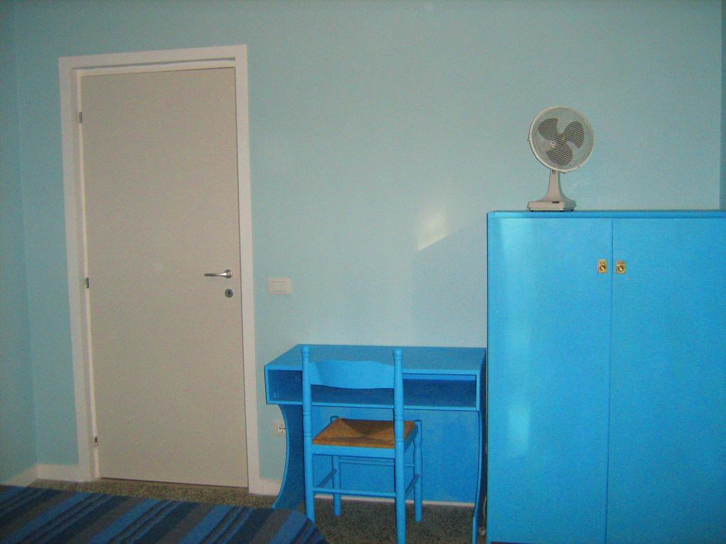 Sirenapop Concept B&B Rivazzurra Di Rimini Bilik gambar